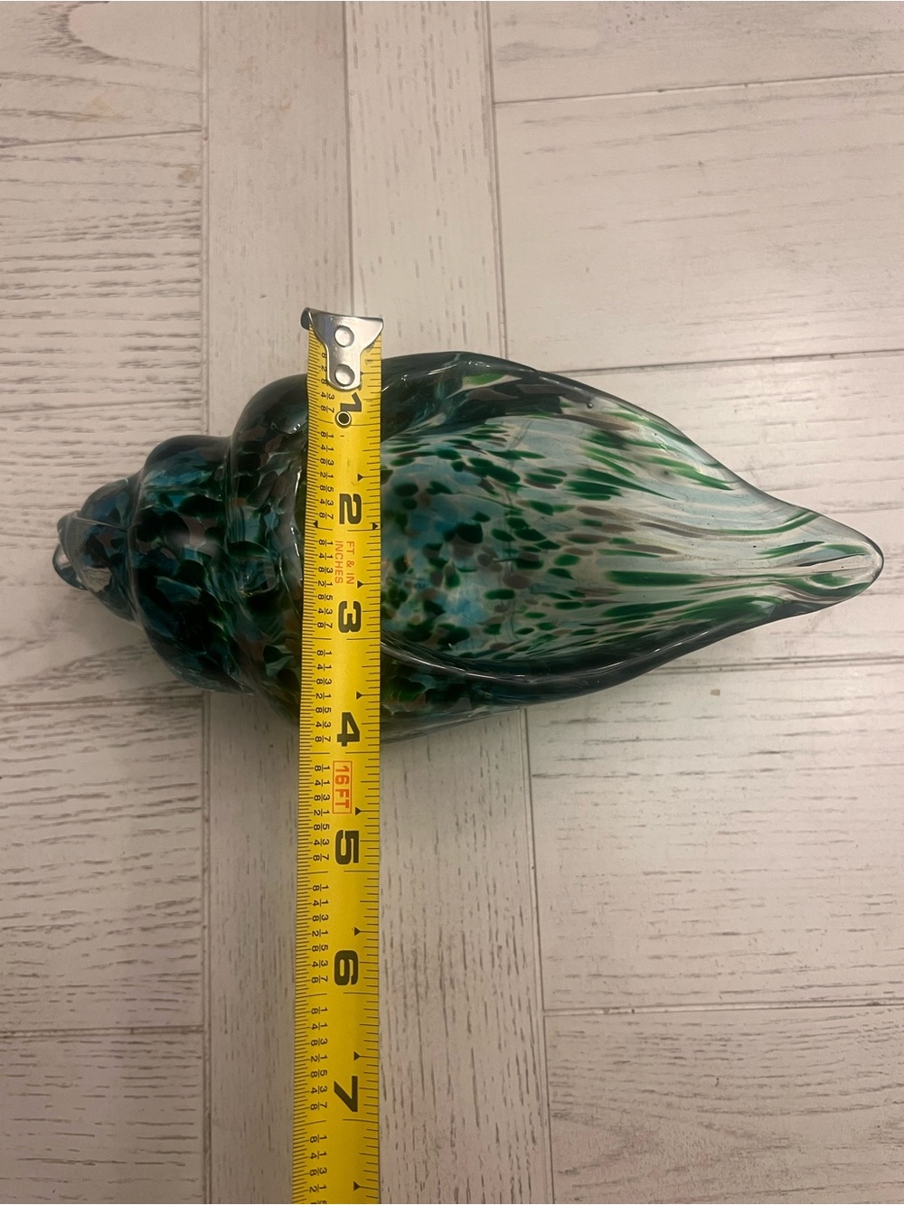 HQT Handblown Green/Teal Art Glass Shell Bowl -9” - Picture 8 of 8